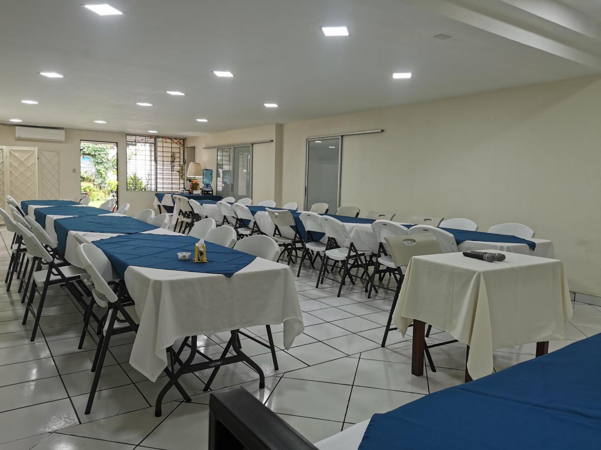Hotel Armonia Hostal サンサルバドル エクステリア 写真